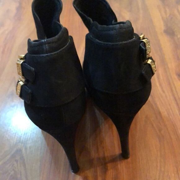 Vince Camuto black and gold heeled booties Suede genuine leather size 7 - Picture 7 of 9